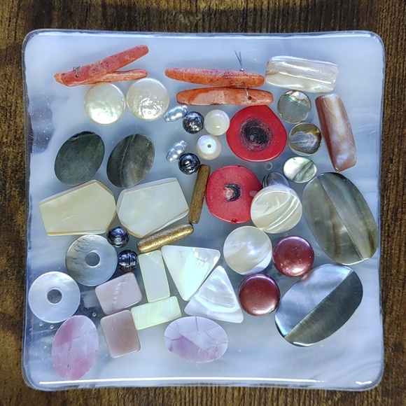 Authentic Shell beads 22 pair/48 beads - Picture 3 of 3